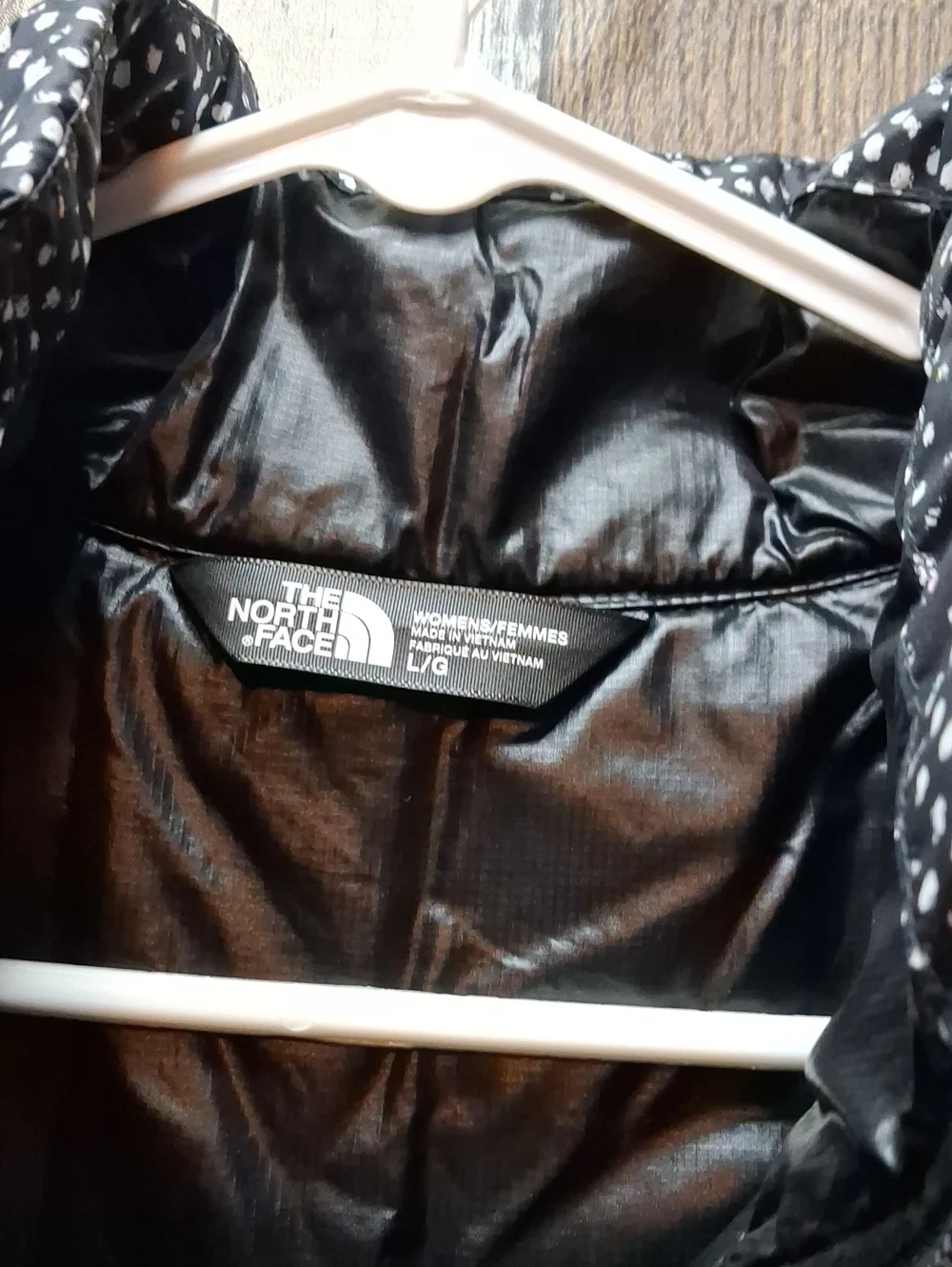 The North Face Women's Black Dot Quilted Vest Size L Large